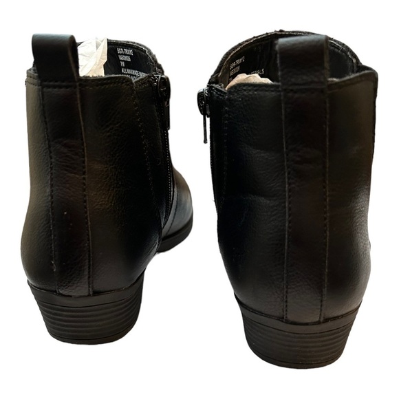 SUGAR Women's Trixy Ankle Booties - Picture 6 of 12